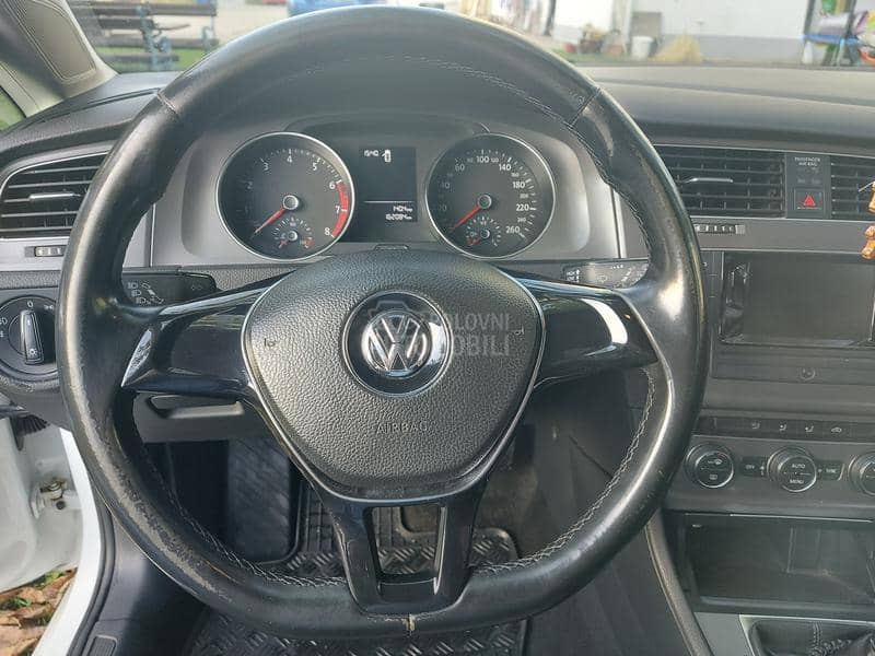 Volkswagen Golf 7 