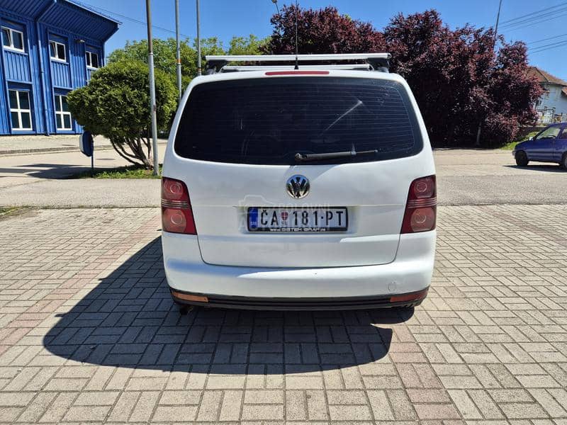 Volkswagen Touran CNG