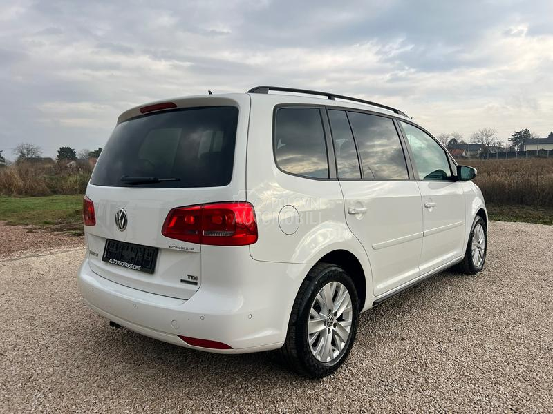 Volkswagen Touran 1.6TDI/DSG/LED/ALU