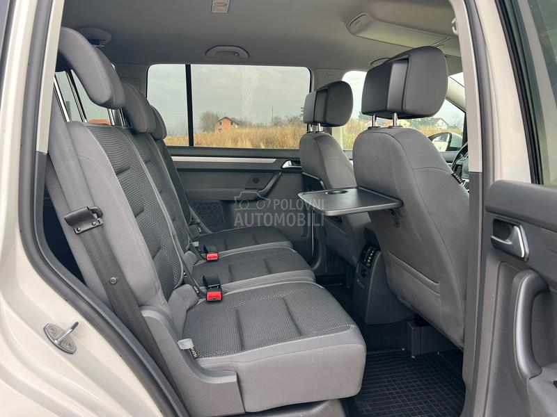 Volkswagen Touran 1.6TDI/DSG/LED/ALU