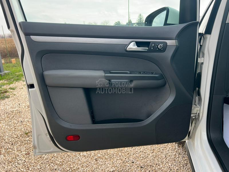 Volkswagen Touran 1.6TDI/DSG/LED/ALU