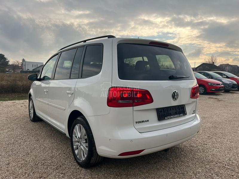 Volkswagen Touran 1.6TDI/DSG/LED/ALU