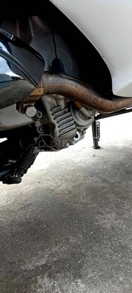 Piaggio x10 Švajcarac