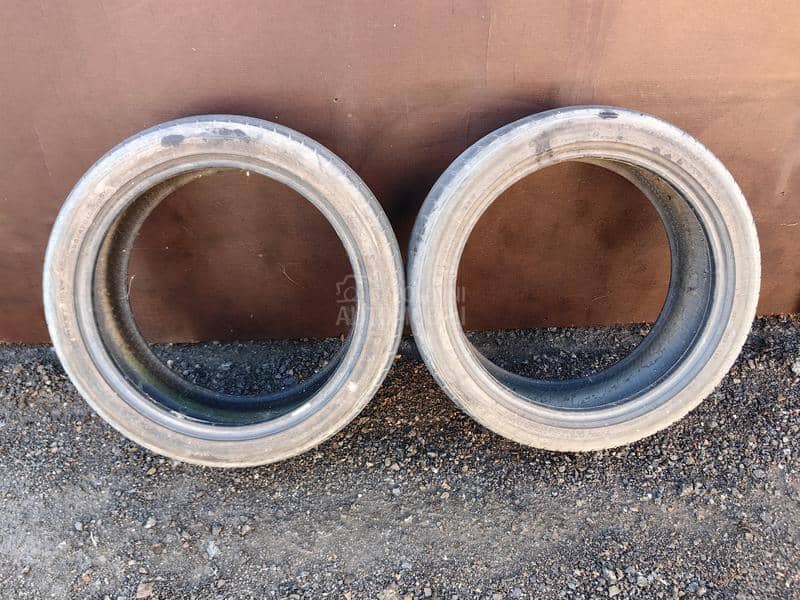Dunlop 225/45 R19 Letnja