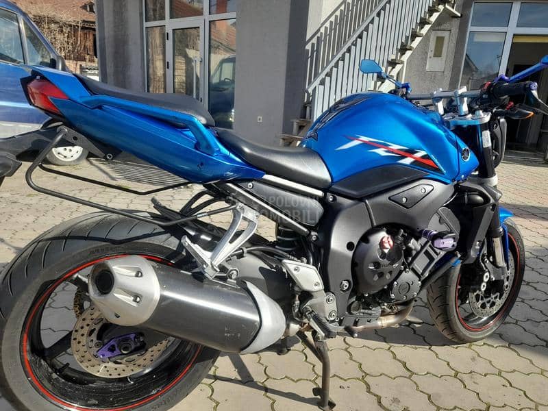 Yamaha FZ1