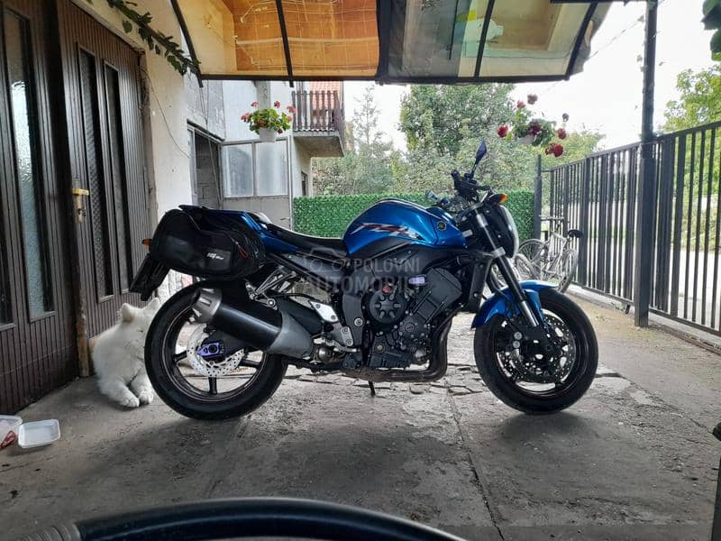 Yamaha FZ1