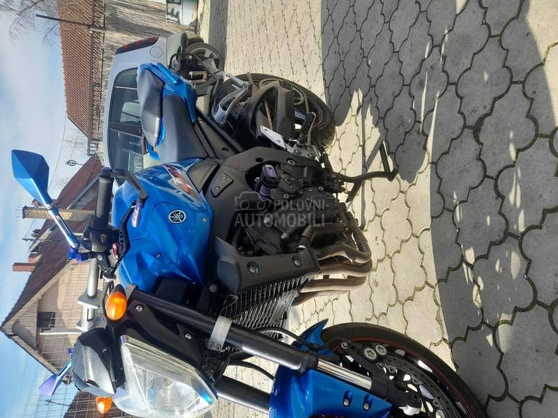 Yamaha FZ1