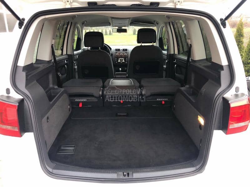 Volkswagen Touran 1.4 TGI DSG