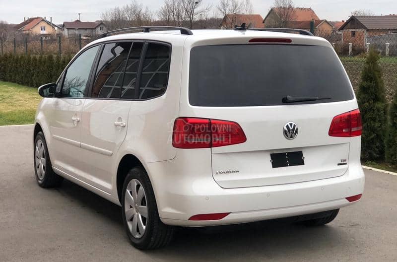 Volkswagen Touran 1.4 TGI DSG