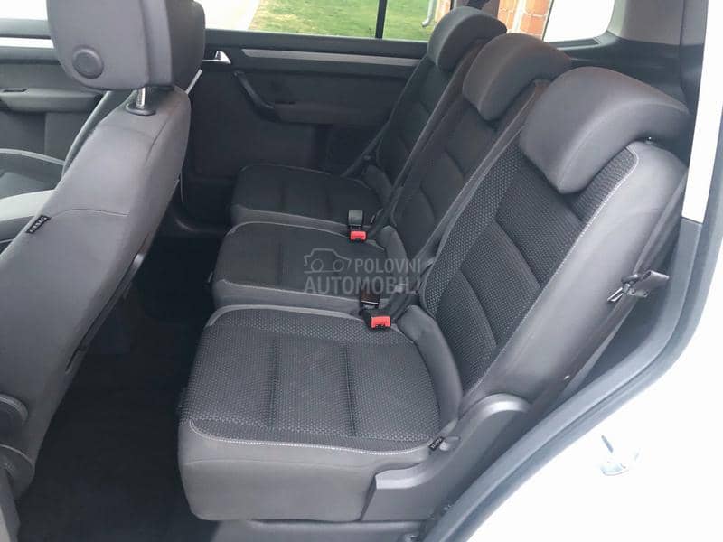 Volkswagen Touran 1.4 TGI DSG