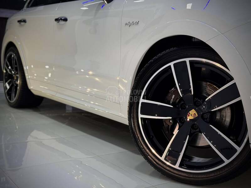 Porsche Cayenne E-Hybrid