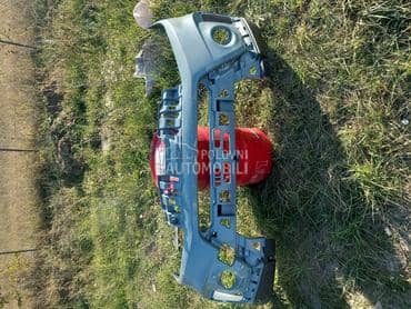 Branik za Suzuki Vitara