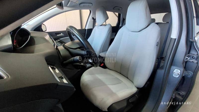 Peugeot 308 1.6 HDI N.A.V.I.