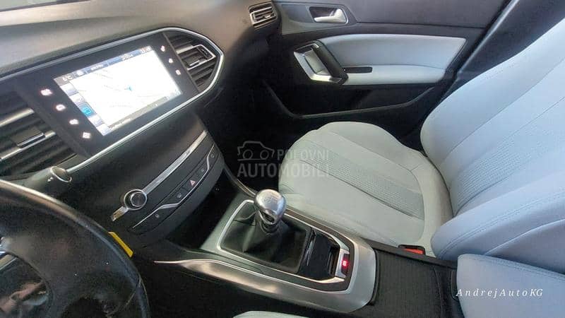 Peugeot 308 1.6 HDI N.A.V.I.