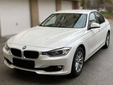 BMW 320 d F30 -  kompletan auto u delovima