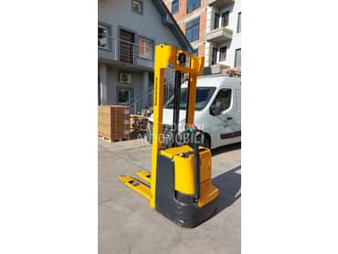 Jungheinrich EJC 212 STAKER