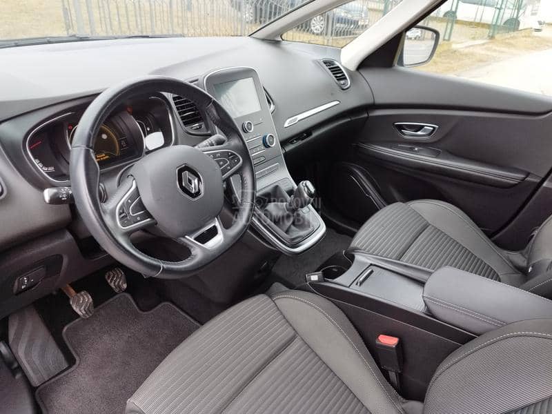 Renault Grand Scenic 1.2 TCE
