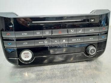 Centrane komande F Pace za Jaguar F pace od 2017. do 2021. god.