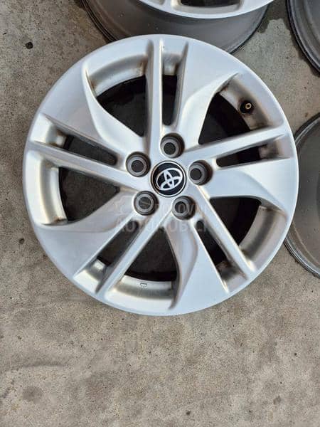 Aluminijumske felne toyota 15" 5 x 100