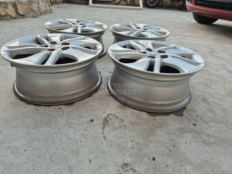 Aluminijumske felne toyota 15" 5 x 100