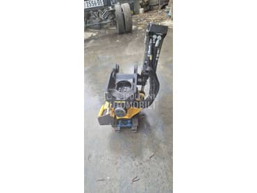 Engcon rototilt
