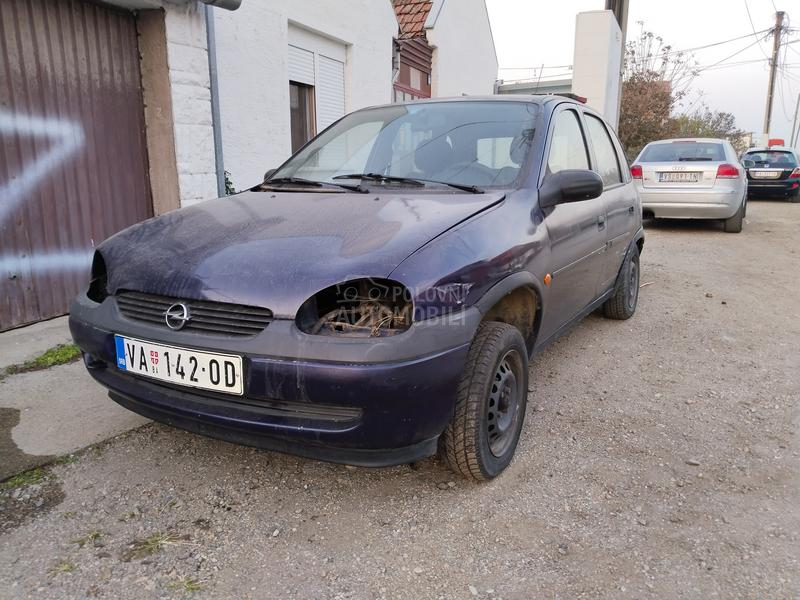 Opel Corsa B 1.0 1998. god. -  kompletan auto u delovima