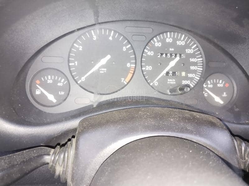 Opel Corsa B 1.0 1998. god. -  kompletan auto u delovima