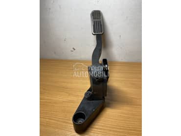 Pedala gasa za Jaguar F pace od 2017. do 2021. god.