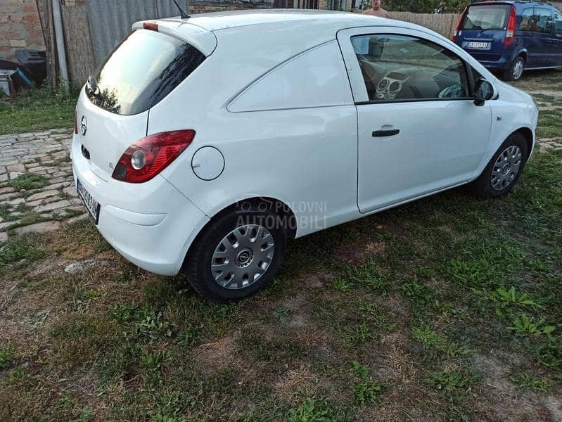 Opel Corsa D 1.3 cdti van