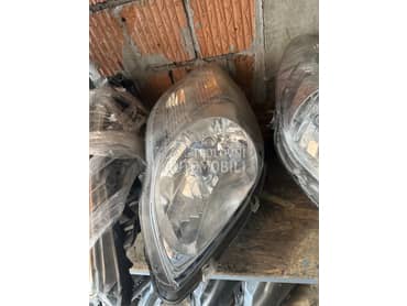 Far desni restyling za Toyota Yaris od 2009. do 2011. god.