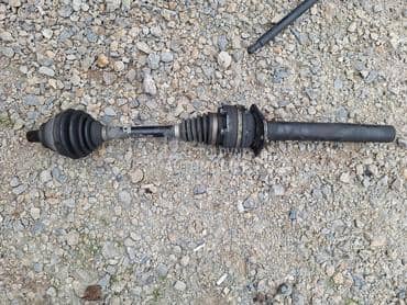 Poluosovina za Volkswagen Golf 5 od 2003. do 2008. god.