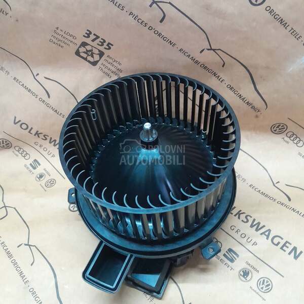 Ventilator kabine 4M1 820 021C