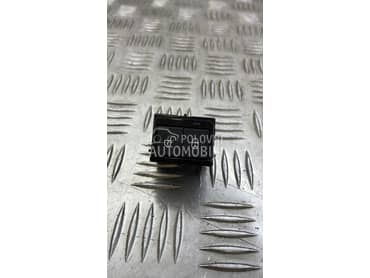 Prekidač centralne brave za Jaguar F pace od 2017. do 2021. god.