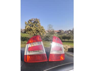 Stop svetla za Škoda Superb od 2003. do 2008. god.