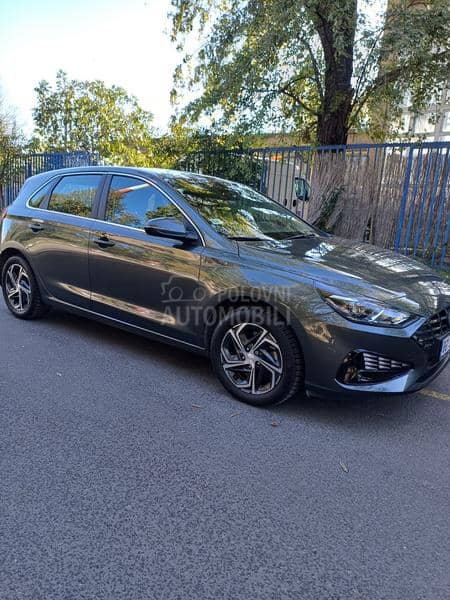 Hyundai i30 1.5 DPI