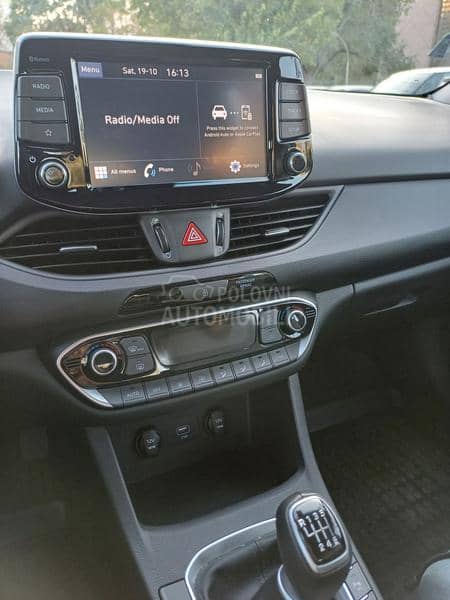 Hyundai i30 1.5 DPI