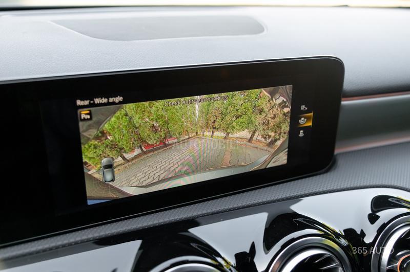 Mercedes Benz A 180 AMG/BLACK/WIDESCREEN