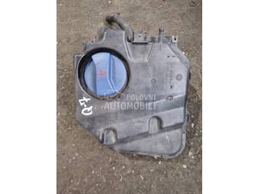 Boca za antifriz za Audi Q7 od 2006. do 2010. god.