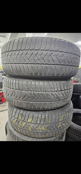 Pirelli 225/55 R17 Zimska