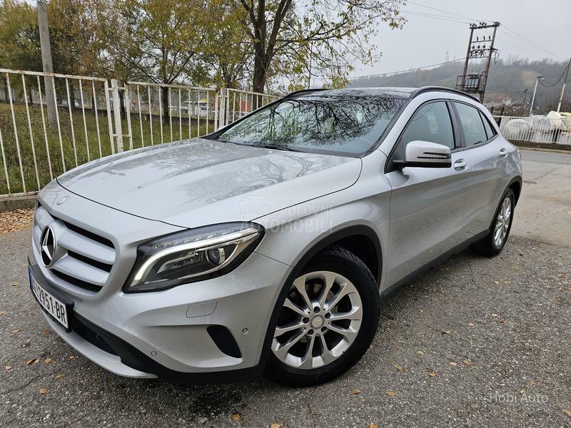 Mercedes Benz GLA 200 2.2CDI 4MATIC PANO