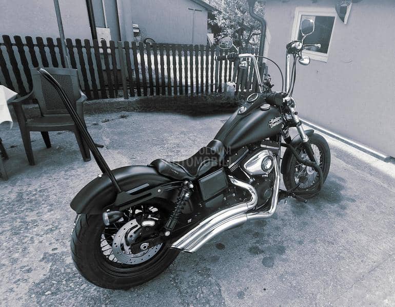 Harley Davidson Dyna street bob FXDB