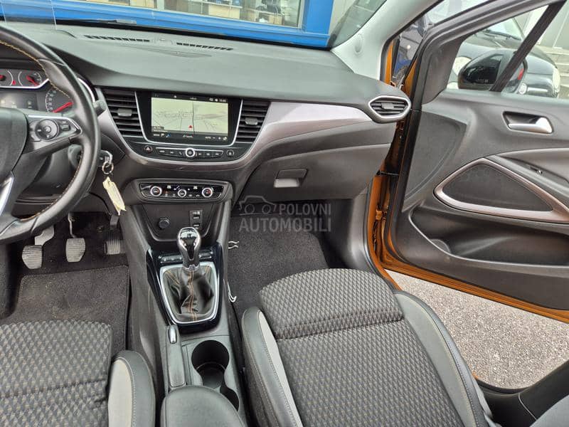 Opel Crossland X  1.2 b