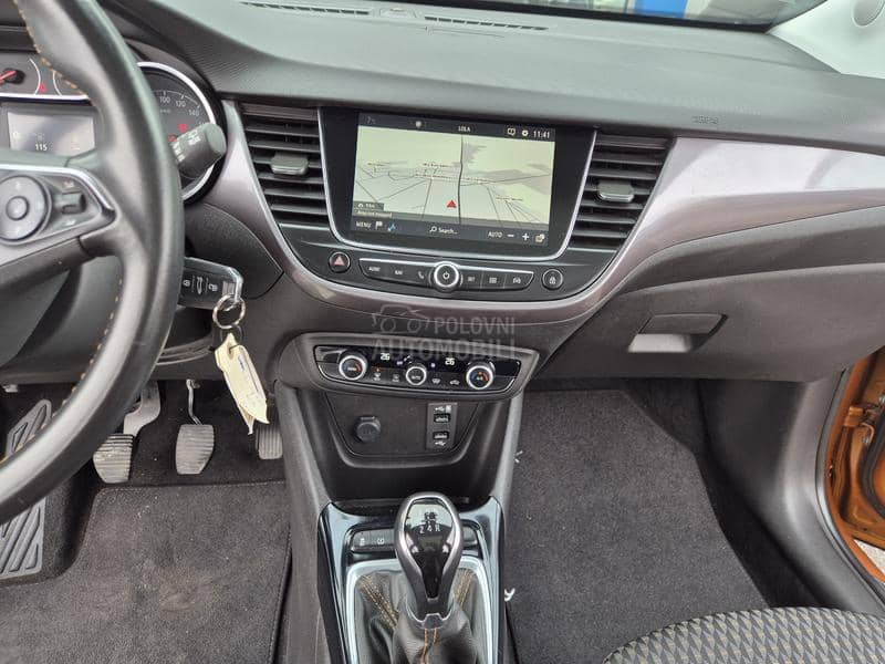 Opel Crossland X  1.2 b