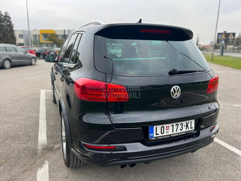 Volkswagen Tiguan 2.0TSI 4motion RLINE