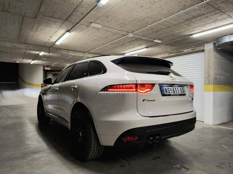 Jaguar F pace R Sport Dinamic