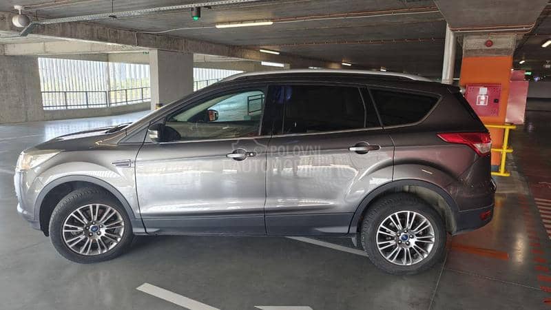 Ford Kuga 