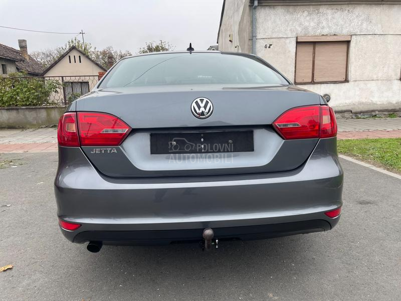 Volkswagen Jetta 1.6