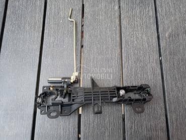 Nosač brave leva vrata za Toyota Yaris od 2012. do 2016. god.