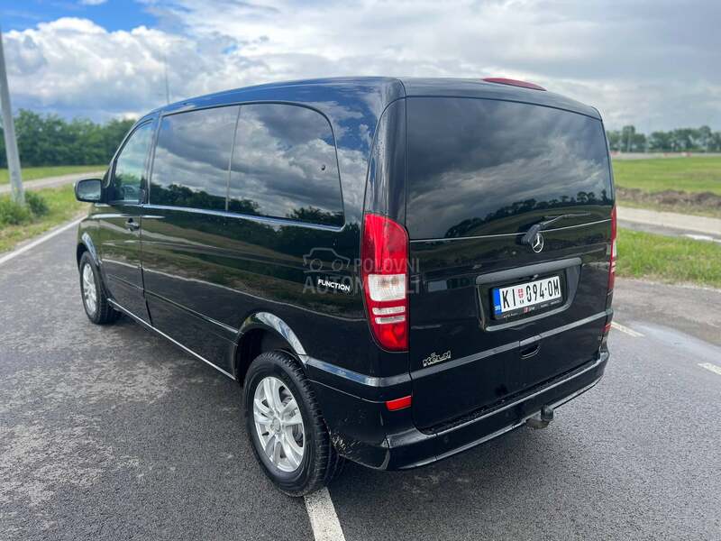 Mercedes Benz Viano 