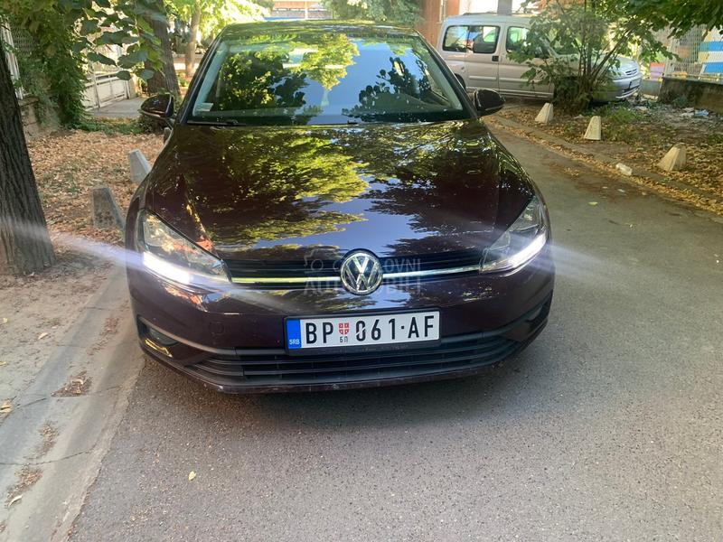 Volkswagen Golf 7 1,0 TSI